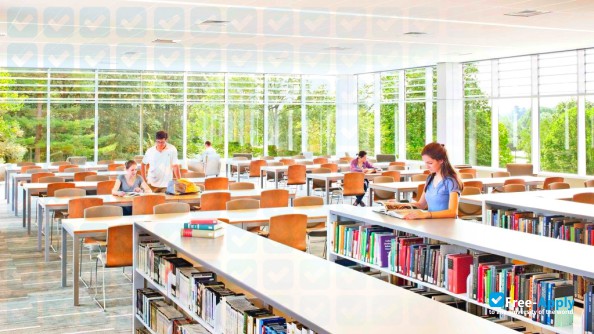 Greenfield Community College фотография №1