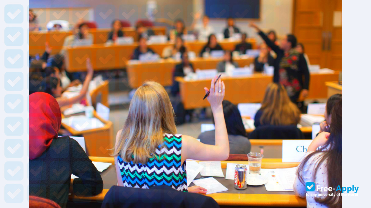 Harvard Business School photo #6