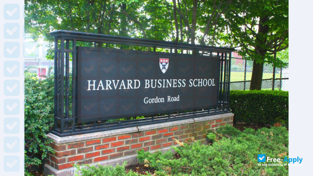 Harvard Business School photo #9