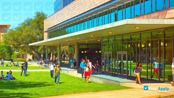 Harvey Mudd College photo #9