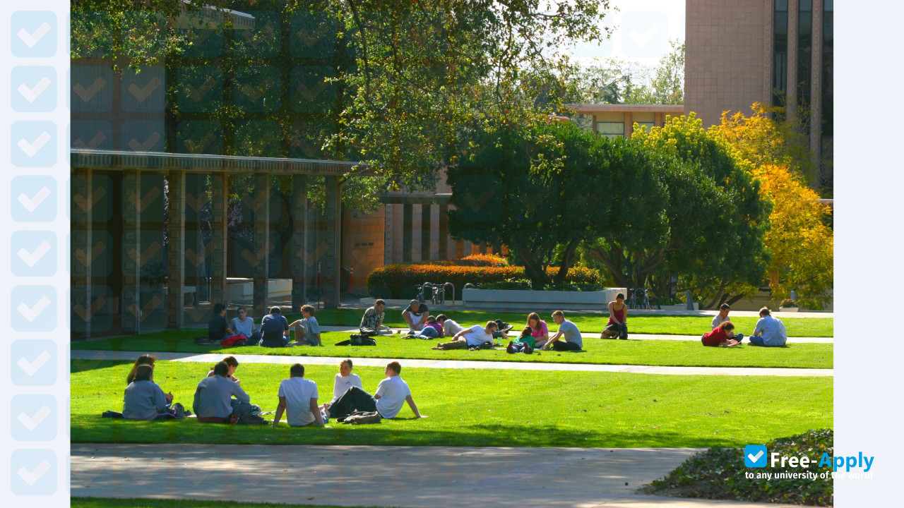 Harvey Mudd College photo #8