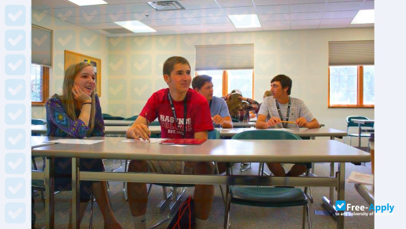 Hastings College photo #3