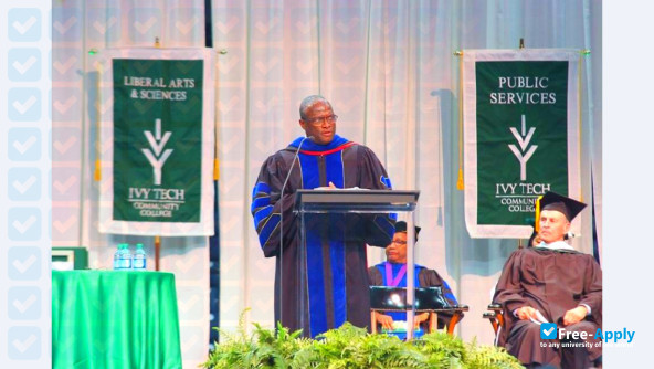 Photo de l’Ivy Tech State College #3