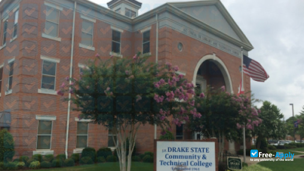 Foto de la J. F. Drake State Technical College #9
