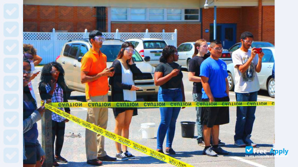 Foto de la J. F. Drake State Technical College #12
