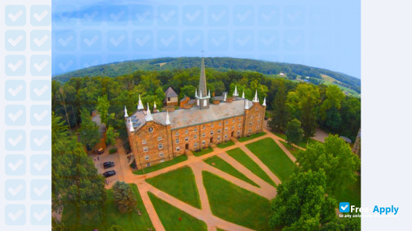 Kenyon College фотография №2