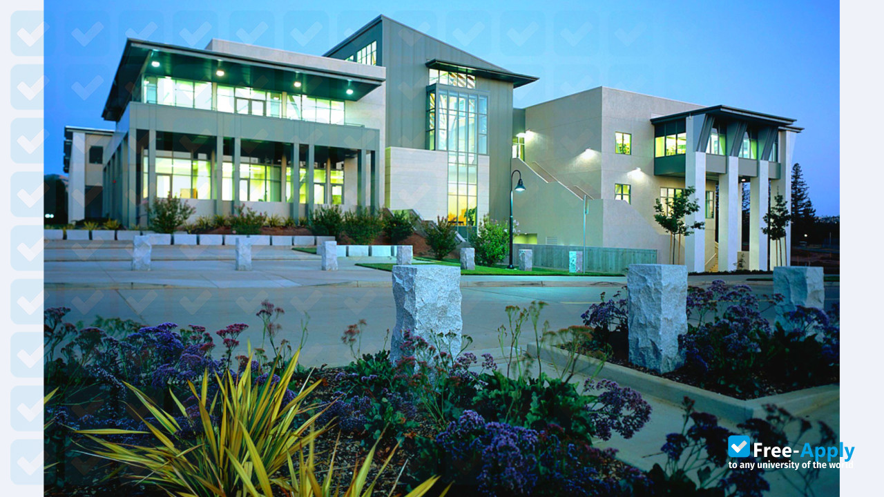 Evergreen Valley College photo #3