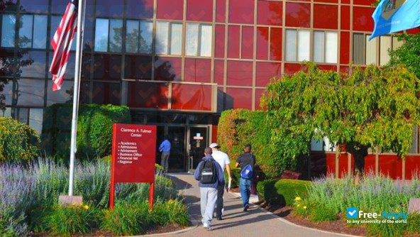 Goldey–Beacom College photo #5