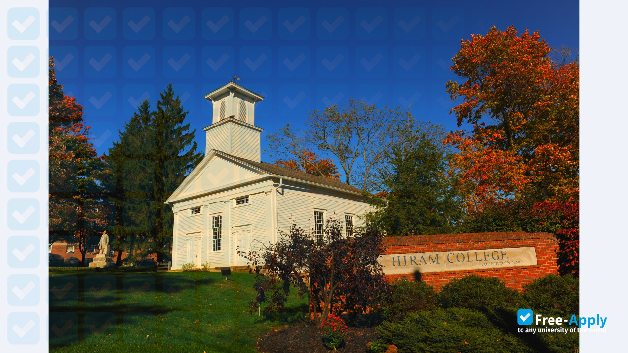 Hiram College photo #4