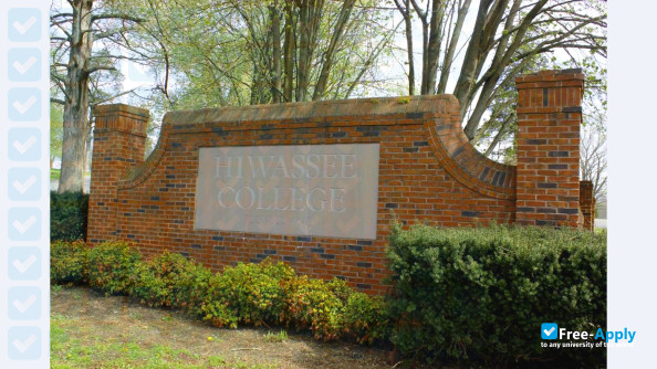 Hiwassee College photo #8