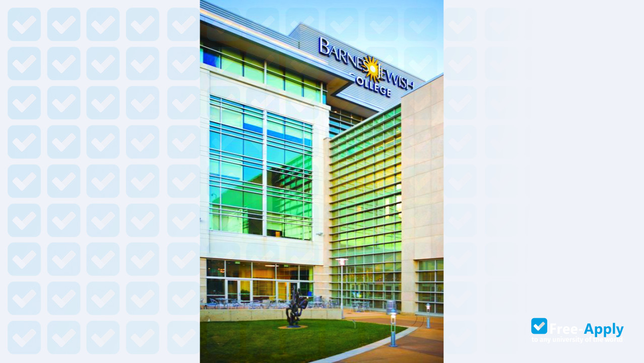 Goldfarb School of Nursing at Barnes-Jewish College photo #9