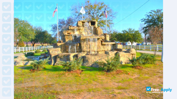 Foto de la Jarvis Christian College #2