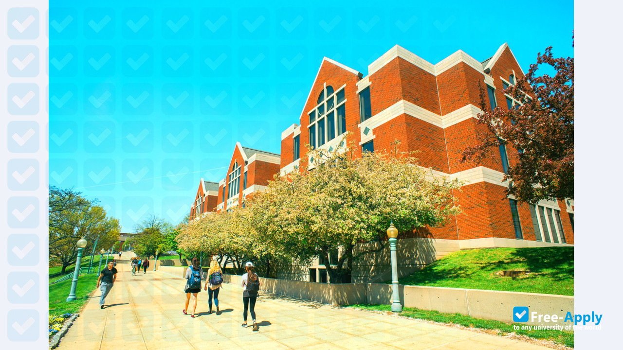 La Salle University photo #2