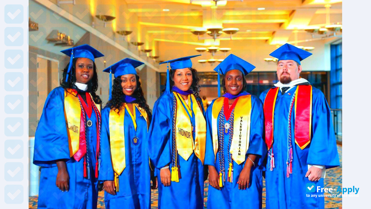 Fayetteville State University photo #6