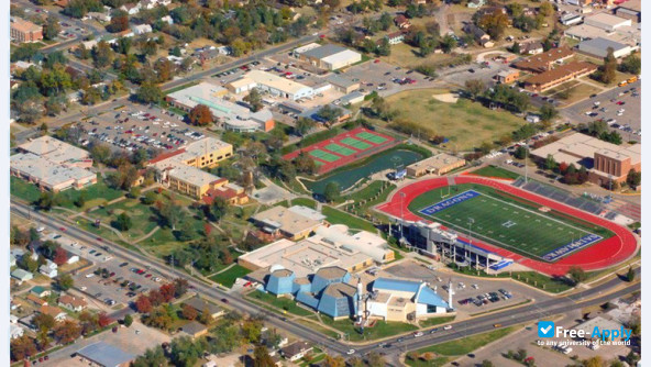Hutchinson Community College photo #3