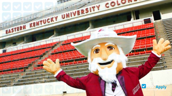 Eastern Kentucky University photo #7