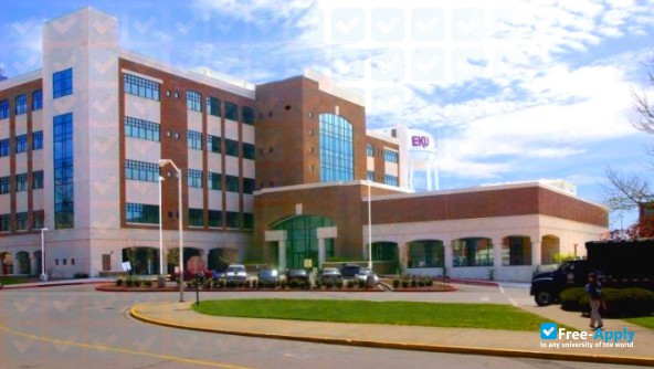 Eastern Kentucky University photo #6