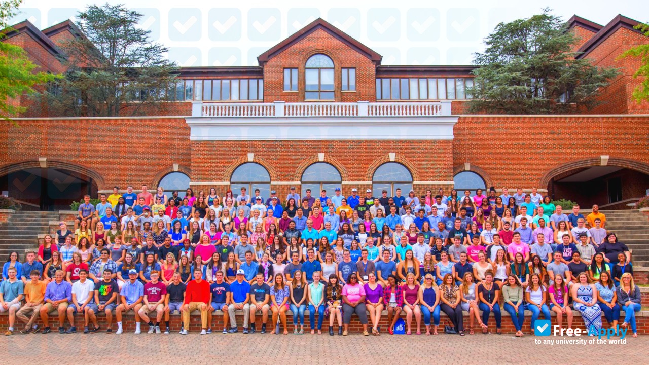 Eastern Mennonite University photo #9