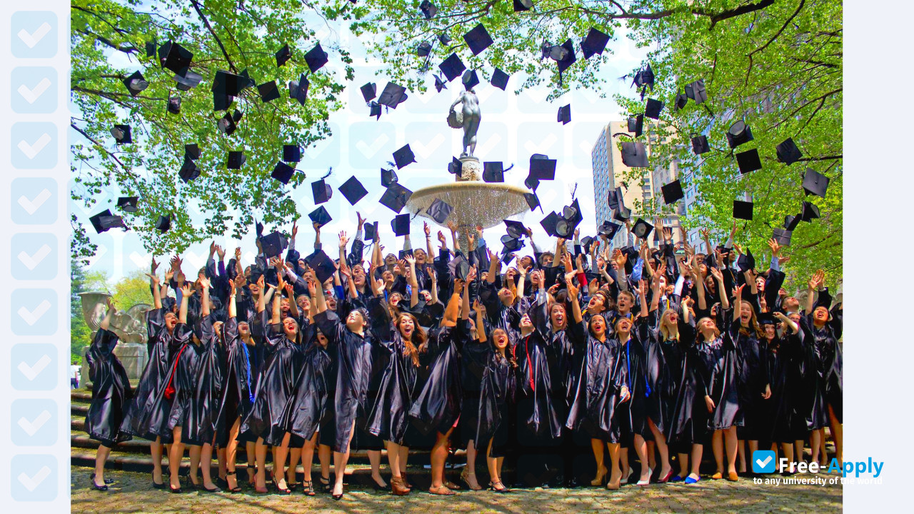 Foto de la King's College New York #8