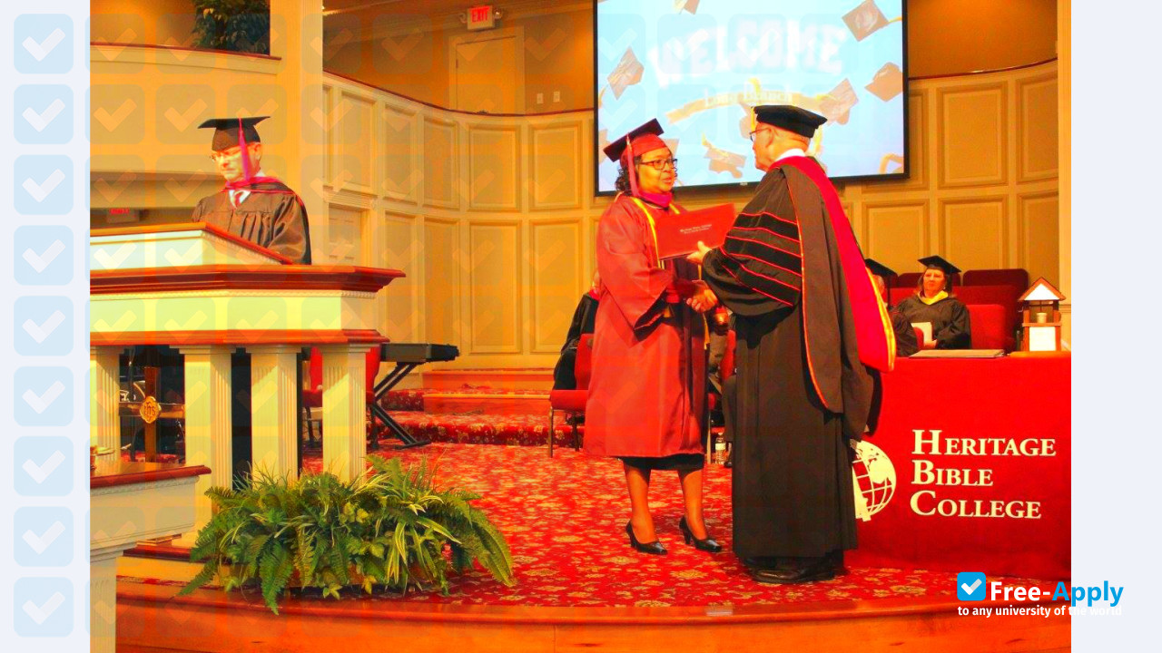 Photo de l’Heritage Bible College #4