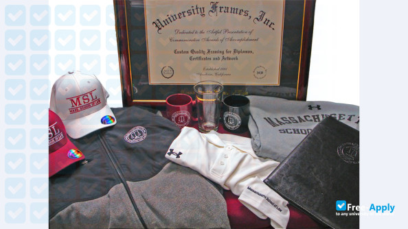 Massachusetts School of Law photo #5