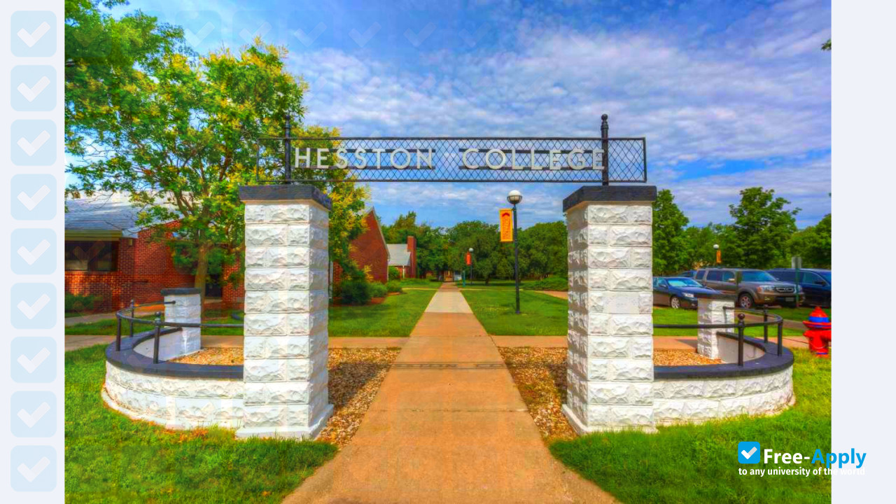 Hesston College фотография №7