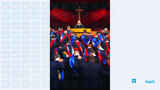 Foto de la Master's Seminary #1