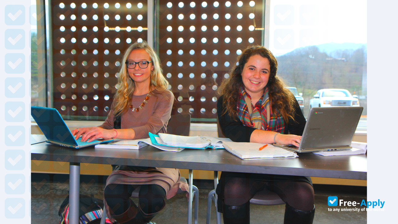 Mayland Community College photo #12