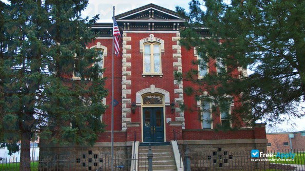 Knox College photo #7