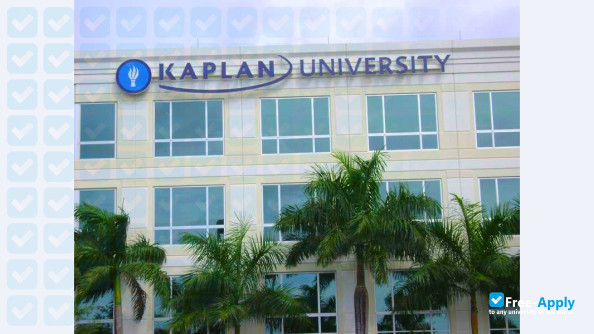 Foto de la Kaplan University #7