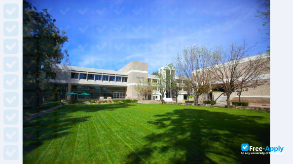 Foto de la Marshall B Ketchum University (Southern California College of Optometry) #3