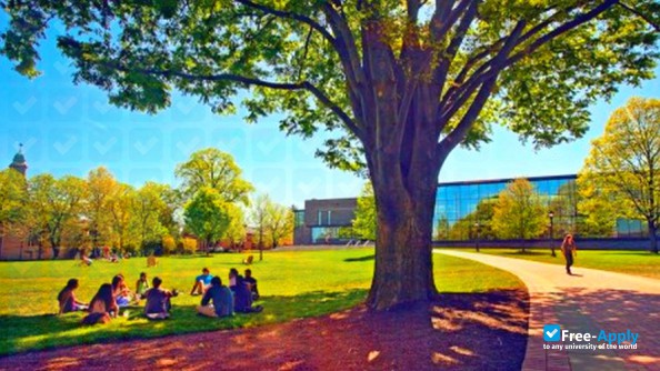 Lafayette College photo #4