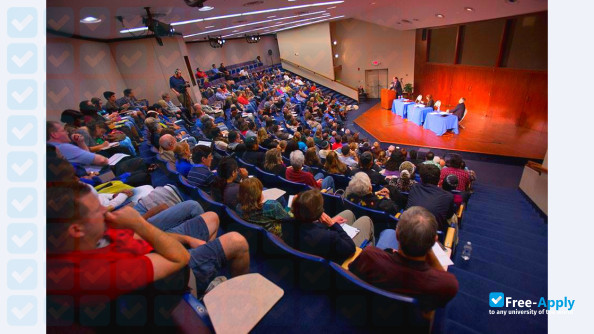 Photo de l’Houston Baptist University #3