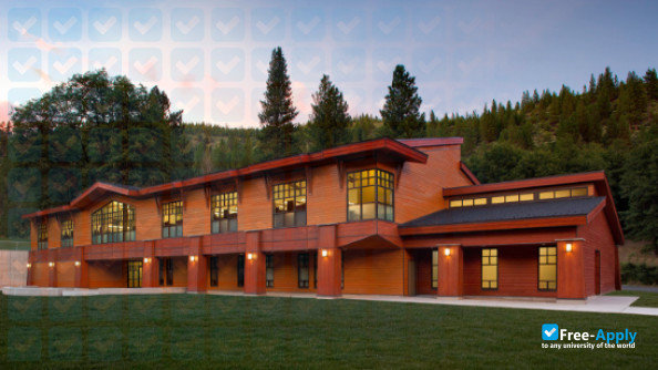 Feather River College photo #9