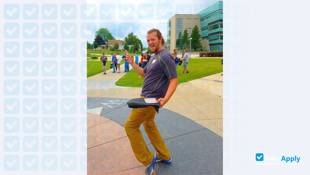 Ferris State University photo #12