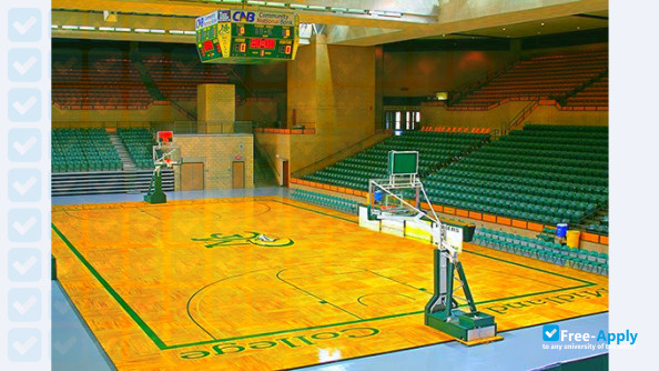 Midland College photo #6