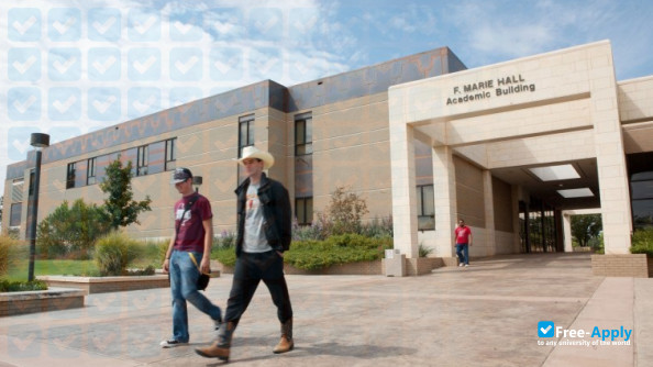 Midland College photo #5