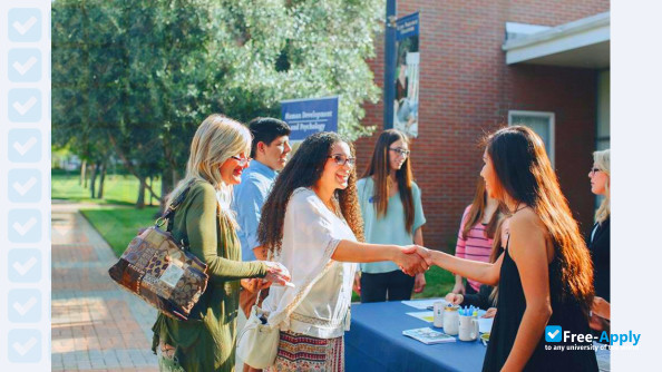 Foto de la Life Pacific College #5