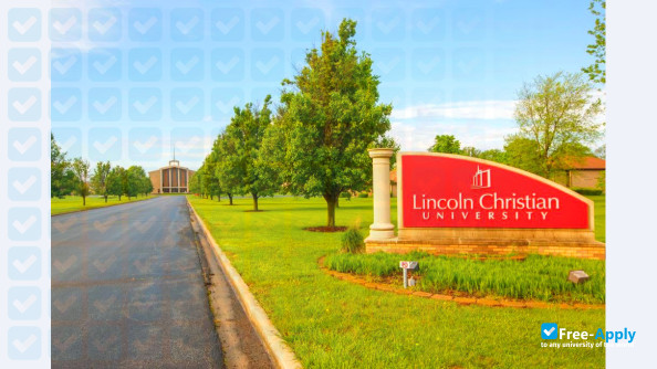 Photo de l’Lincoln Christian University #12