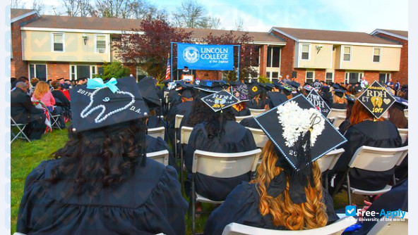 Lincoln College of New England (Clemens/Briarwood College) фотография №1