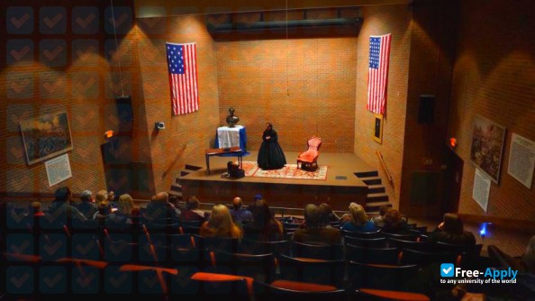 Lincoln Memorial University photo #5