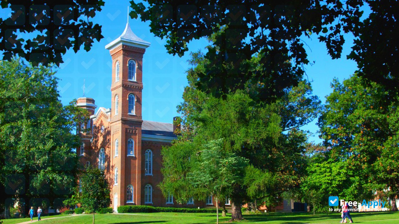 Illinois College photo #3