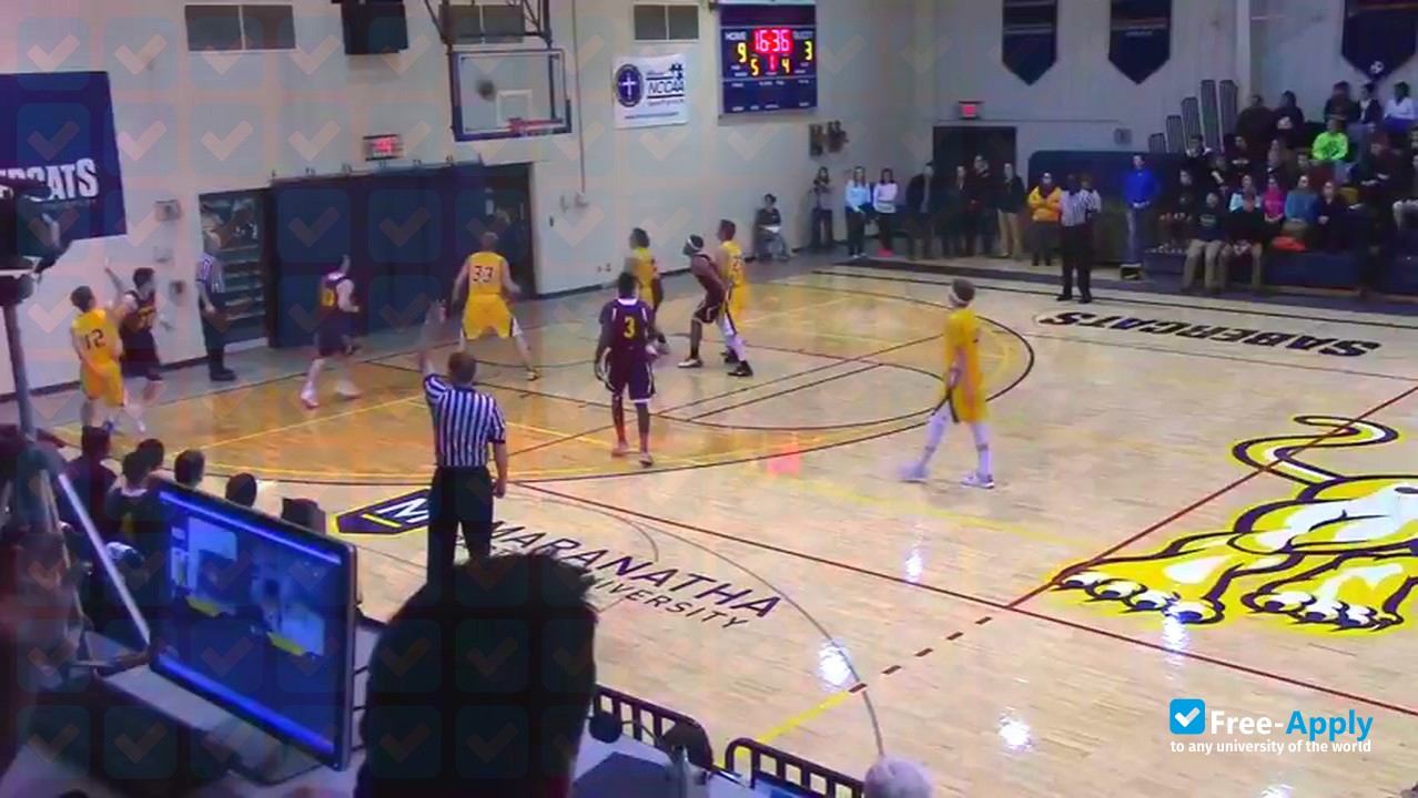 Maranatha Baptist University photo #5