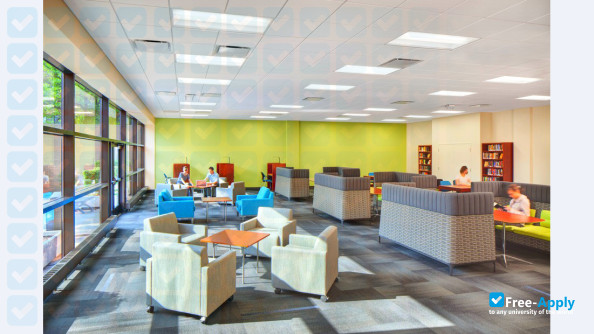 Photo de l’Illinois College of Optometry #5