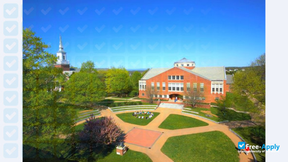 McDaniel College photo #10