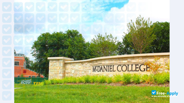 McDaniel College фотография №10