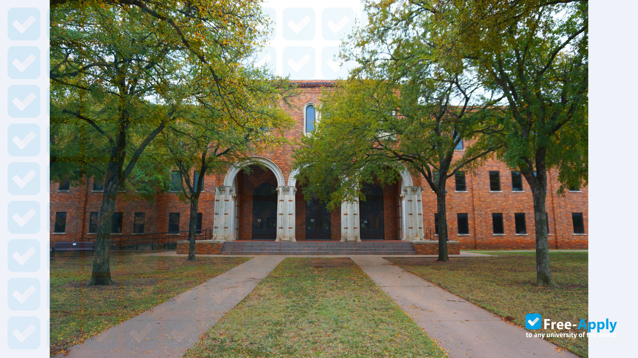 Foto de la Midwestern State University #11