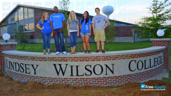 Lindsey Wilson College photo #12