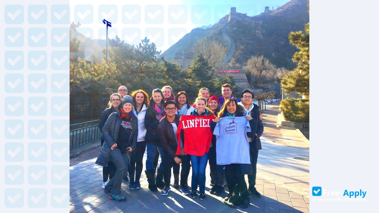 Foto de la Linfield College #5