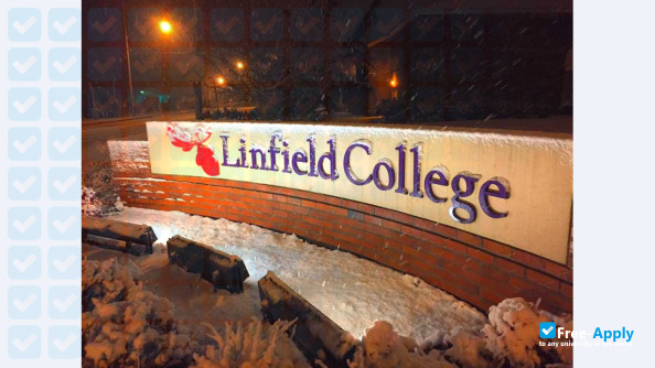 Foto de la Linfield College #11
